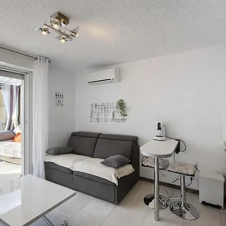 Piscine Plages A Pieds Parking Apartment